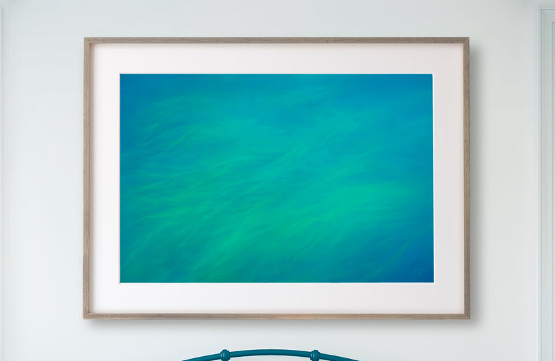 Streamer weed print framed in bedroom